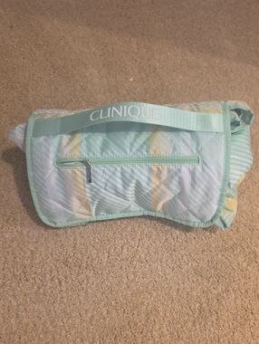 Clinique Foldable Picnic Blanket